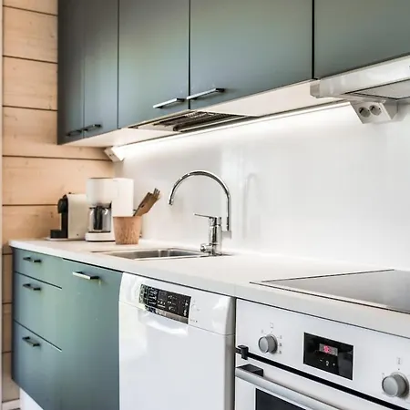 Base Camp South By Hilla Apartman *