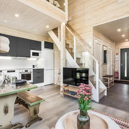 Base Camp South By Hilla Apartman